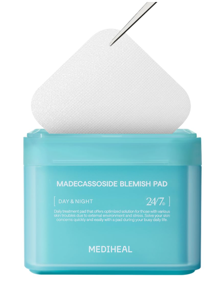 MEDIHEAL Madecassoside Blemish Pad for gentle exfoliation and calming irritated skin.
