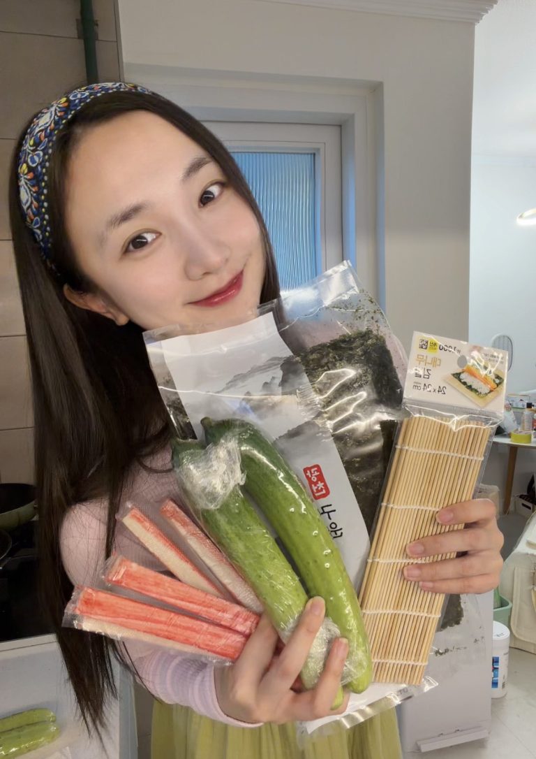 Korean Cucumber Kimbap